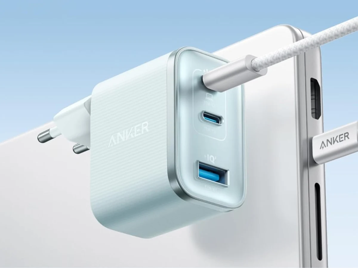 Anker Unveils New Compact 70W 3-Port Charger for Fast Charging