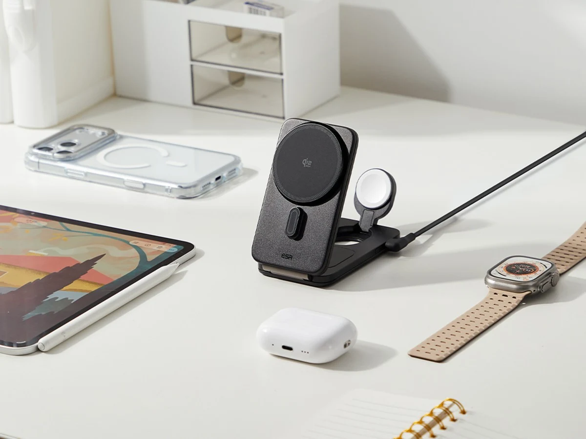 ESR Launches 25W Qi2.2 3-in-1 Foldable Wireless Charger