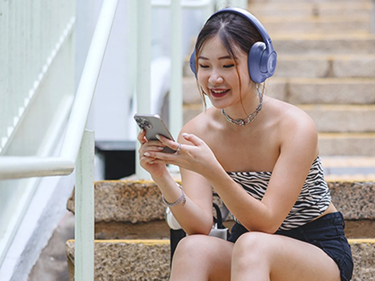 JBL Japan Launches Tune 730BT Wireless Over-Ear Headphones