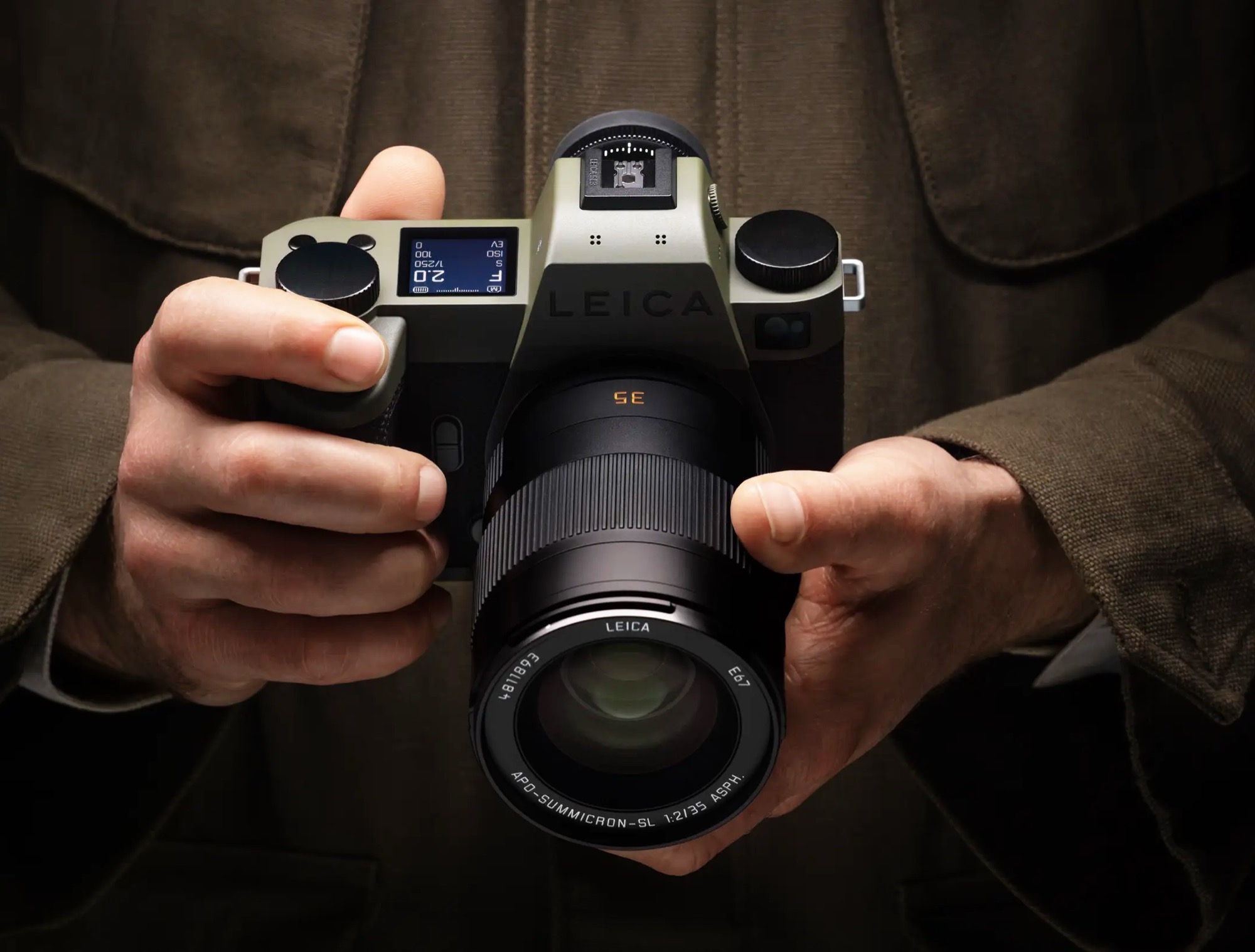 Leica SL3 Reporter: 60MP Full-Frame Sensor in Rugged Design