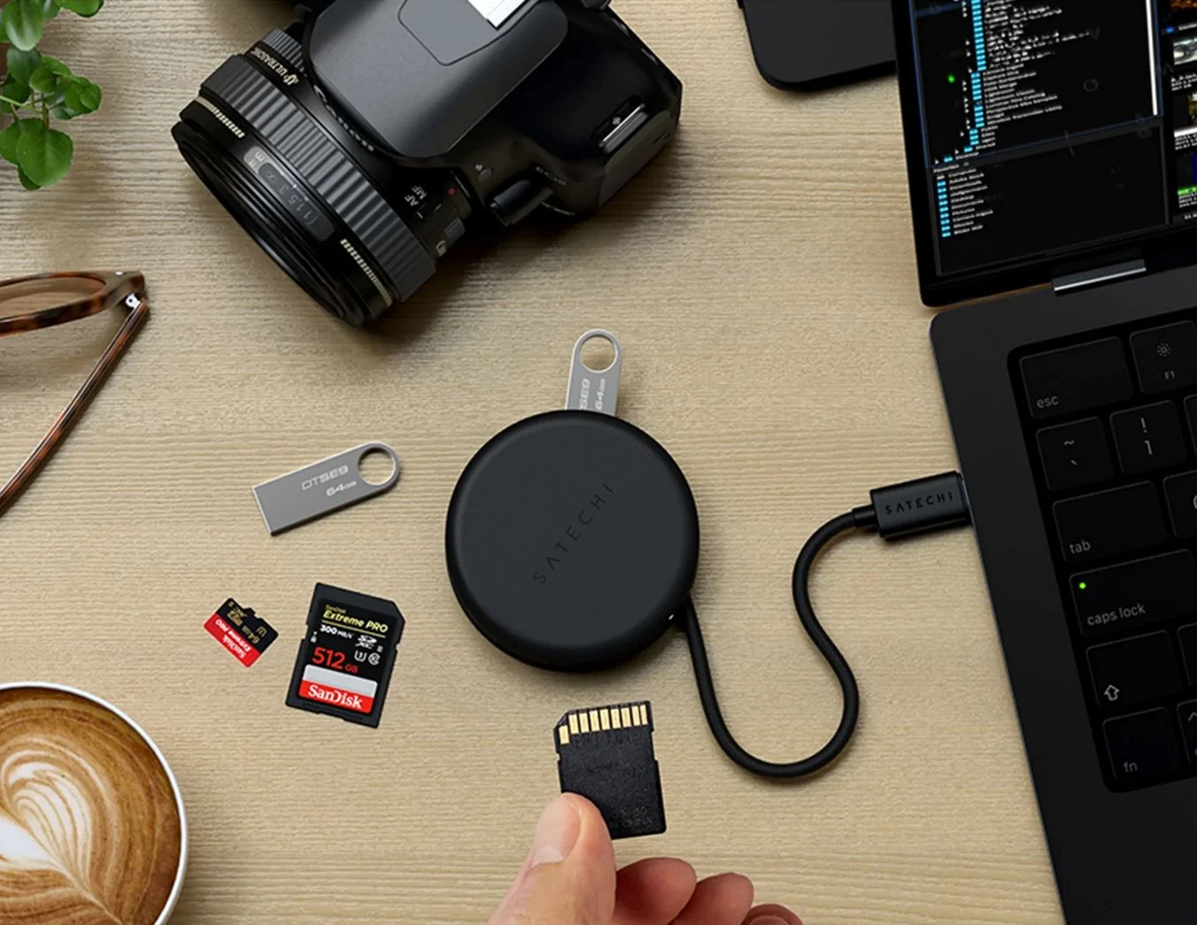 Satechi 7-in-1 USB-C Hub: Lightweight, Magnetic, 68g Design