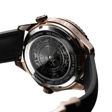Limited Edition Camera One Watch for Photographers: Variable Aperture