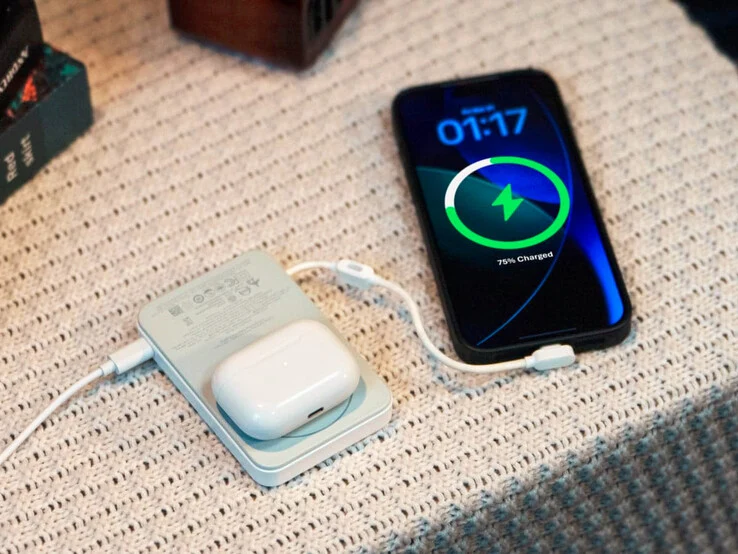 EcoFlow Launches 25W Qi2.2 Power Bank with Cable and Display