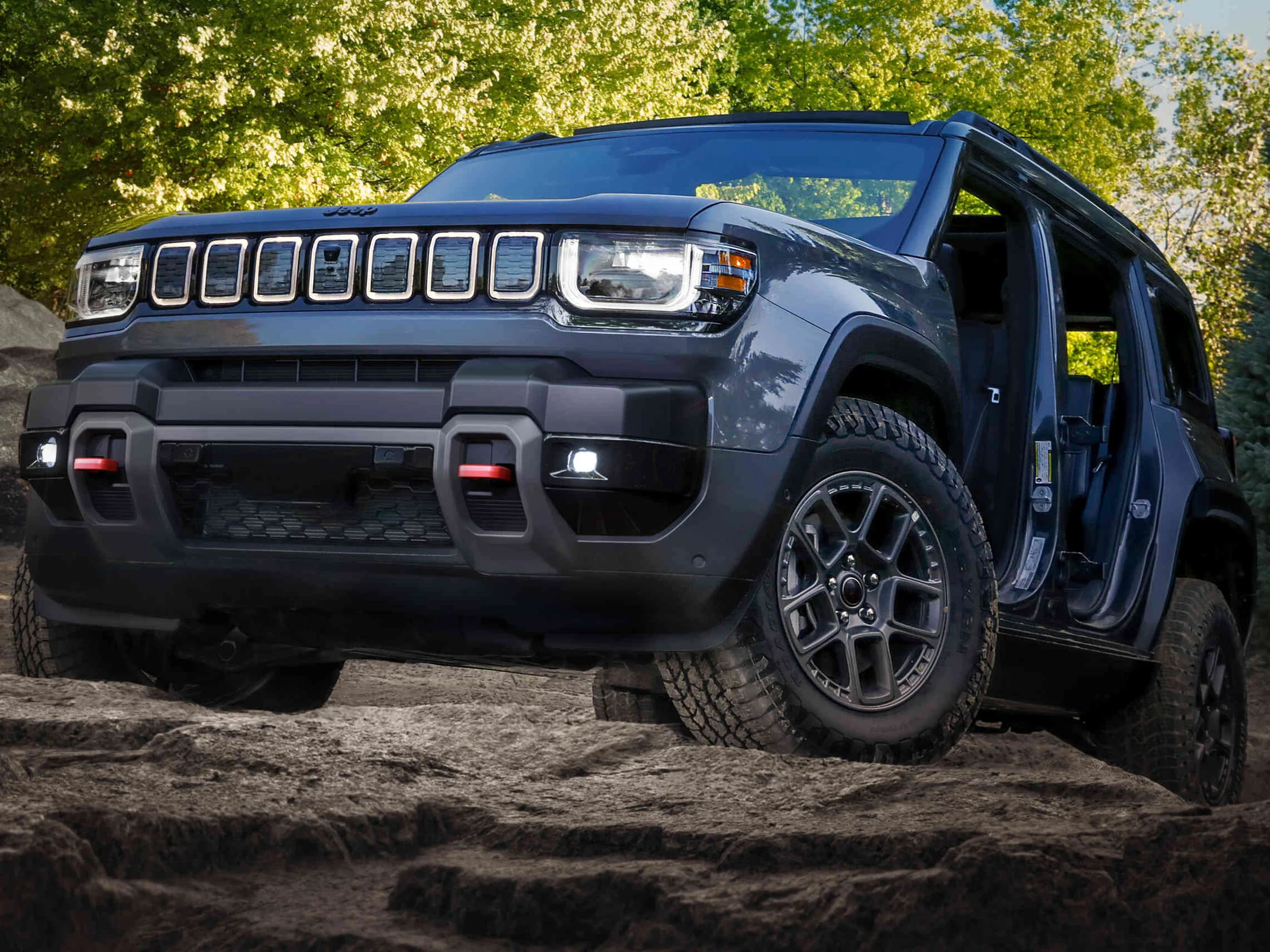 2026 Jeep Recon: 650 HP Electric SUV with 280-Mile Range