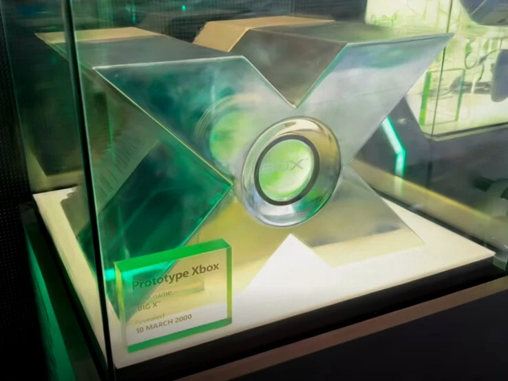 25-Year-Old Xbox Prototype Recreated for First-Time Playability