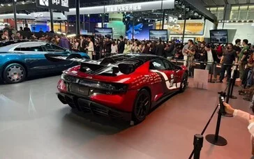 BYD Launches Fastest Production Car with 30C Blade Battery