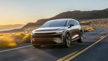 Lucid Launches Affordable Gravity SUV with 1000V Charging Efficiency