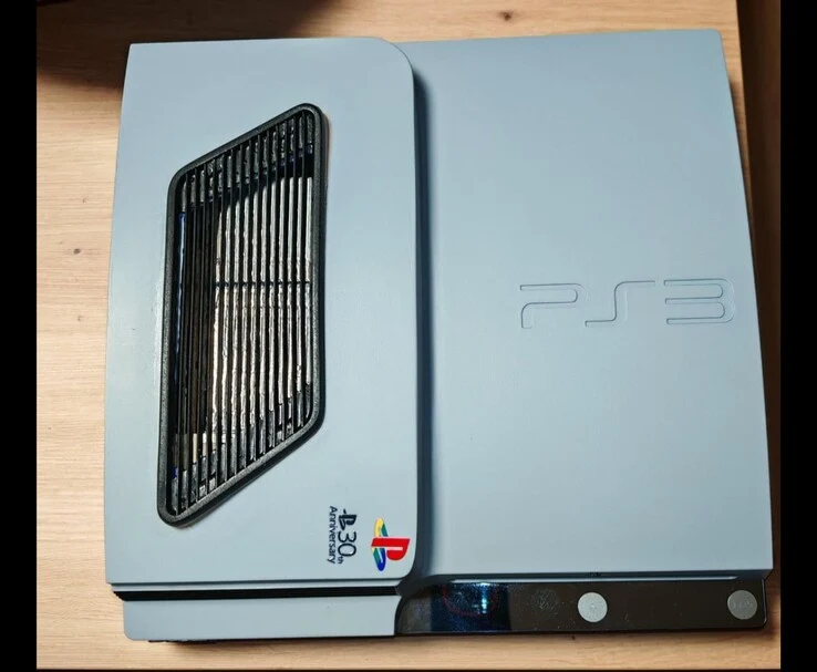 PS3 Slim Pro Mod with Noctua Fans Runs Under 30 dB: Reddit Reactions