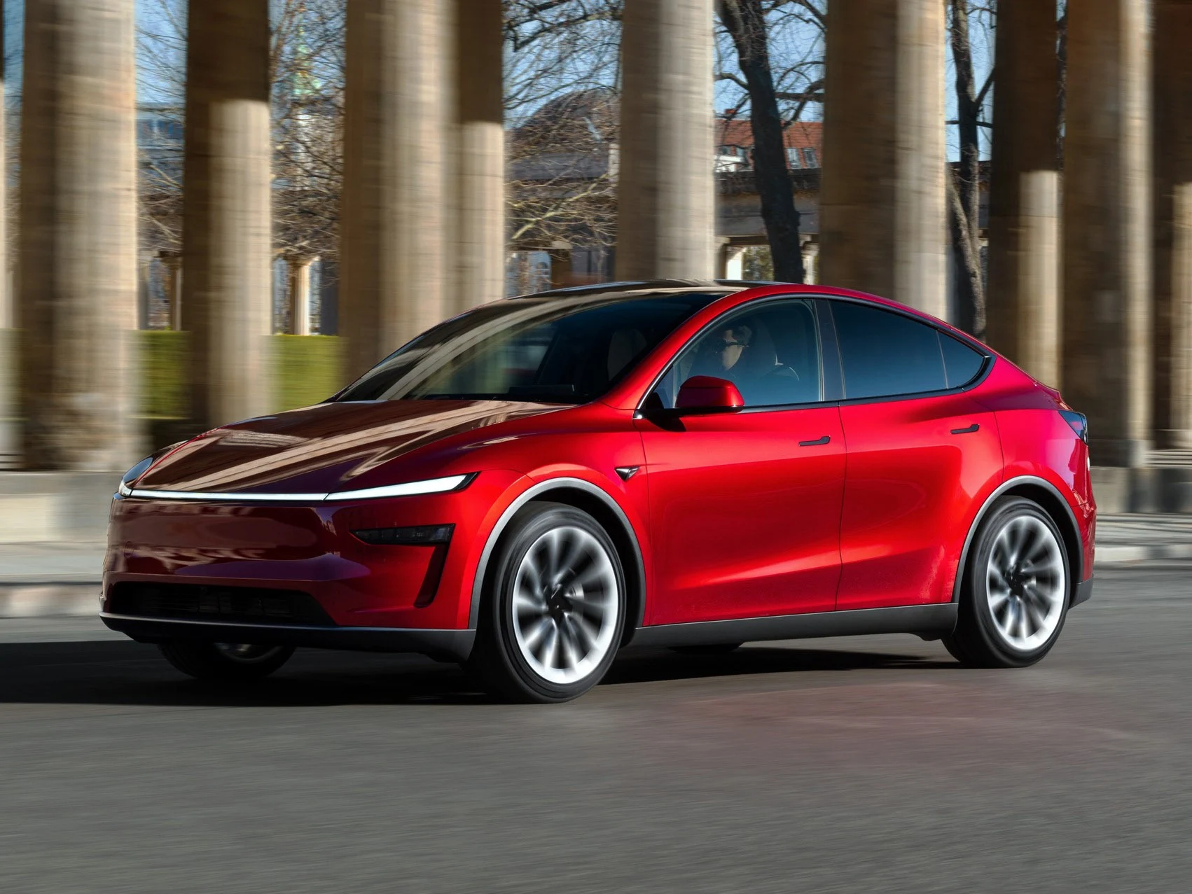 Tesla Offers Free FSD Holiday Gift for Most Vehicles, Excludes HW3