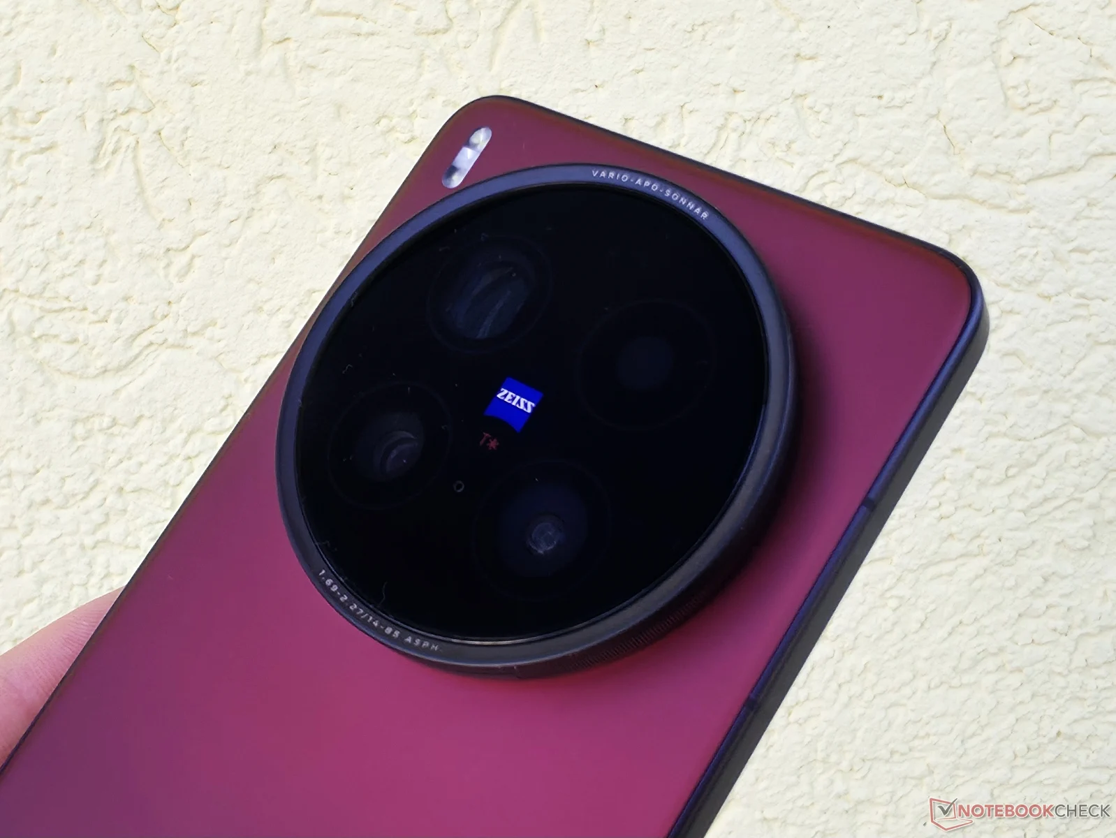 Vivo X300 Ultra: New 35mm Camera King with Major Upgrades