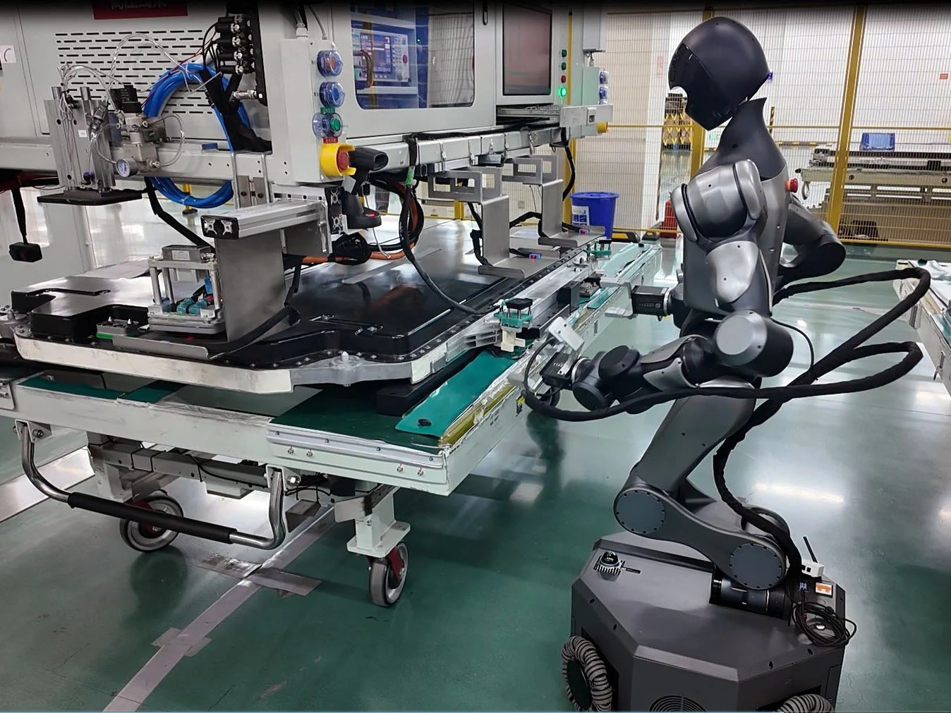 CATL Surpasses Tesla with Humanoid Robots for EV Battery Production