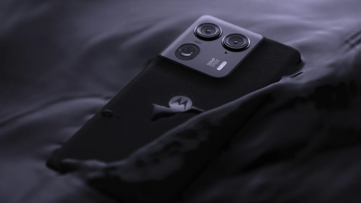 Motorola Edge 70 Ultra Leak Reveals Display and Camera Specs