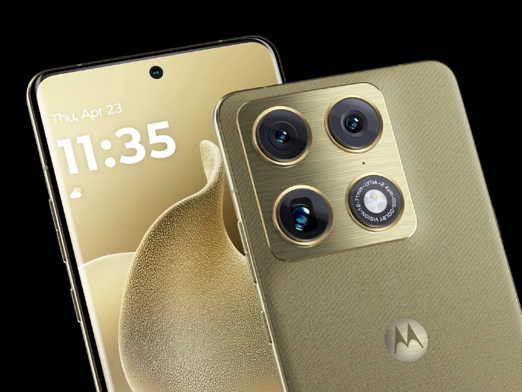 Leaked Motorola Signature Photos Reveal Curved Display Design