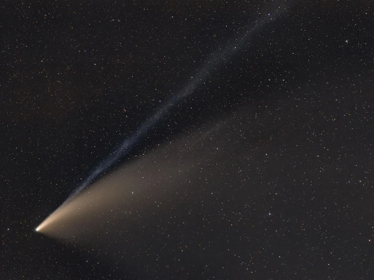 Hubble Space Telescope Reveals Stunning Image of Comet 3I/ATLAS