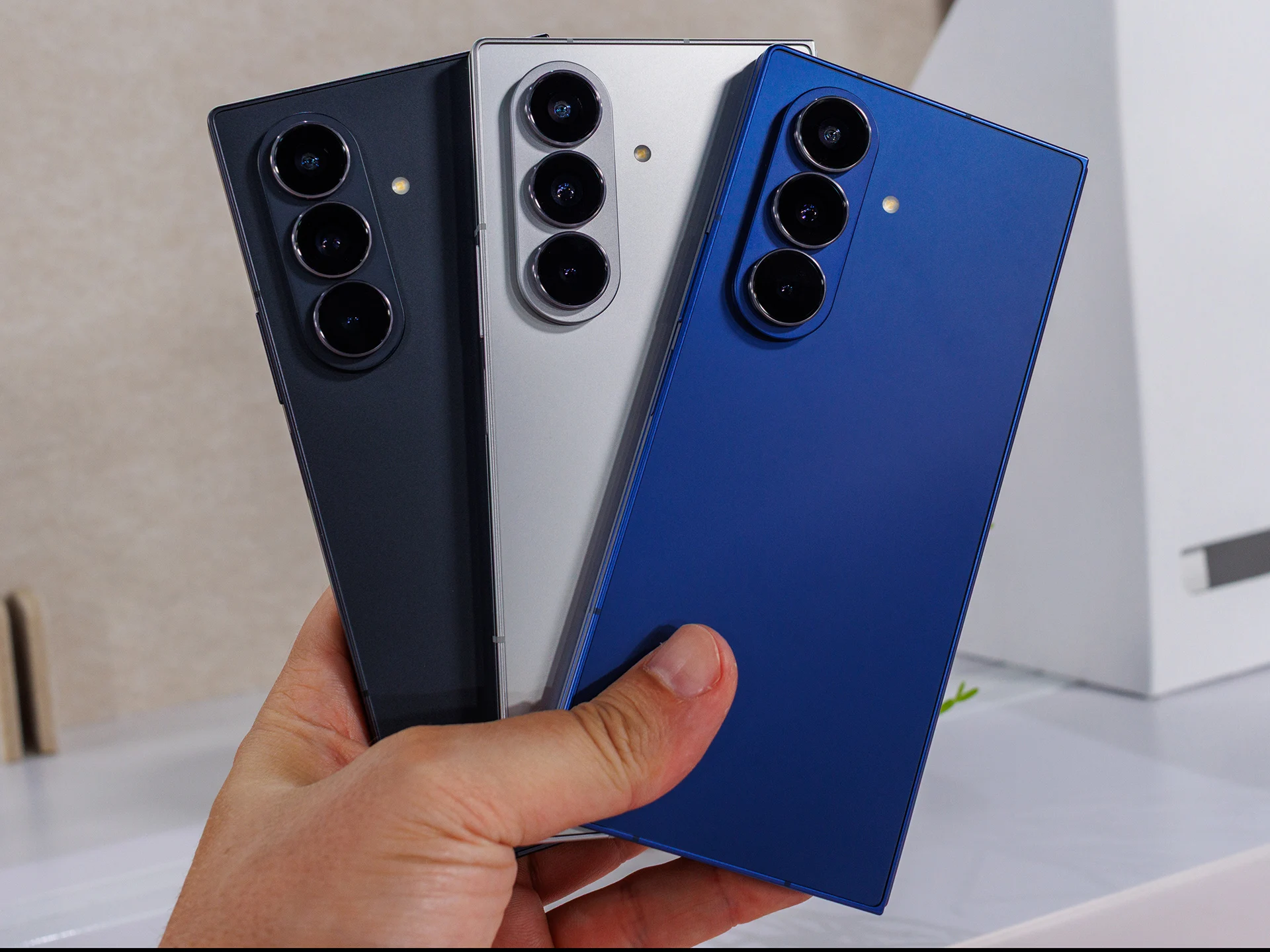 Samsung Captures 64% of Global Foldable Market as Shipments Rise