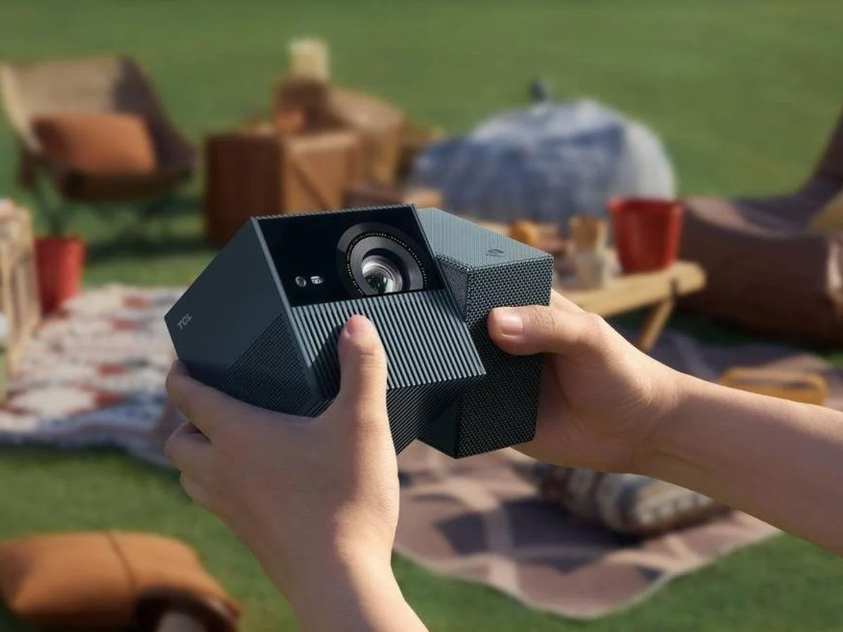 TCL Home Cinema Projector with Unique Design Now in the UK