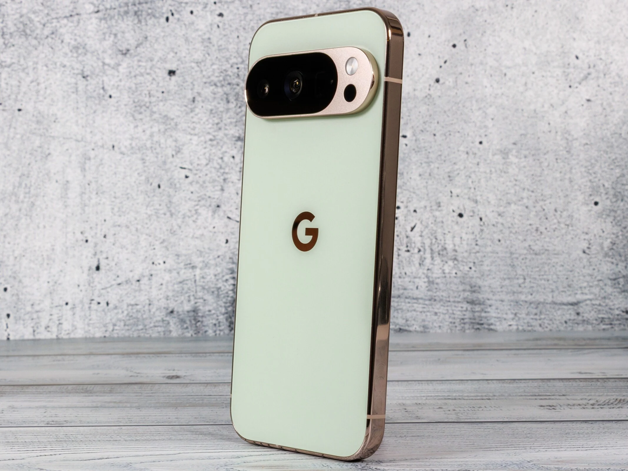 Google Pixel Smartphones Unlock Faster with Latest Update