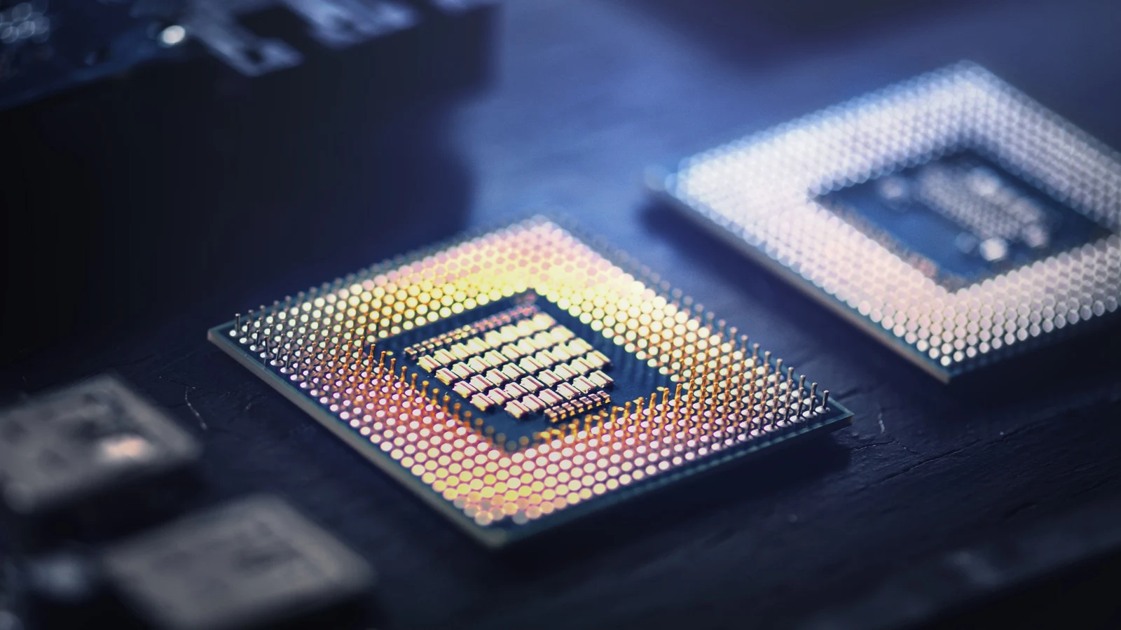 Cloud AI Consumes Memory Chips: Impact on PCs and Phones