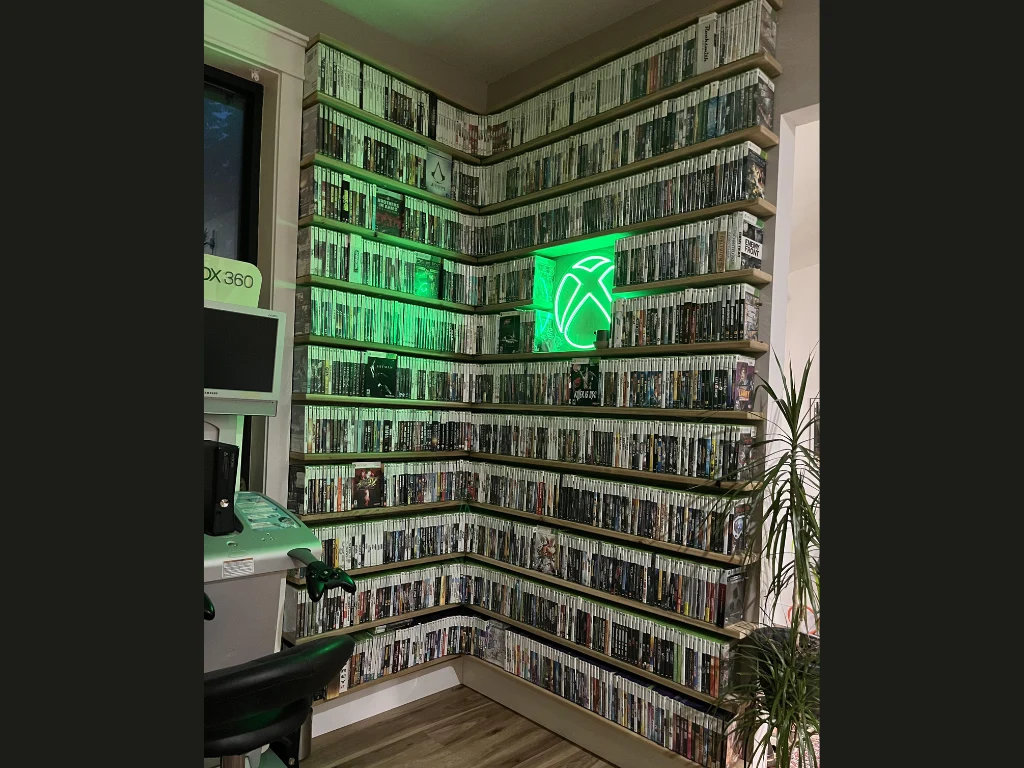Xbox 360 Superfan Collects All 1,353 North American Games