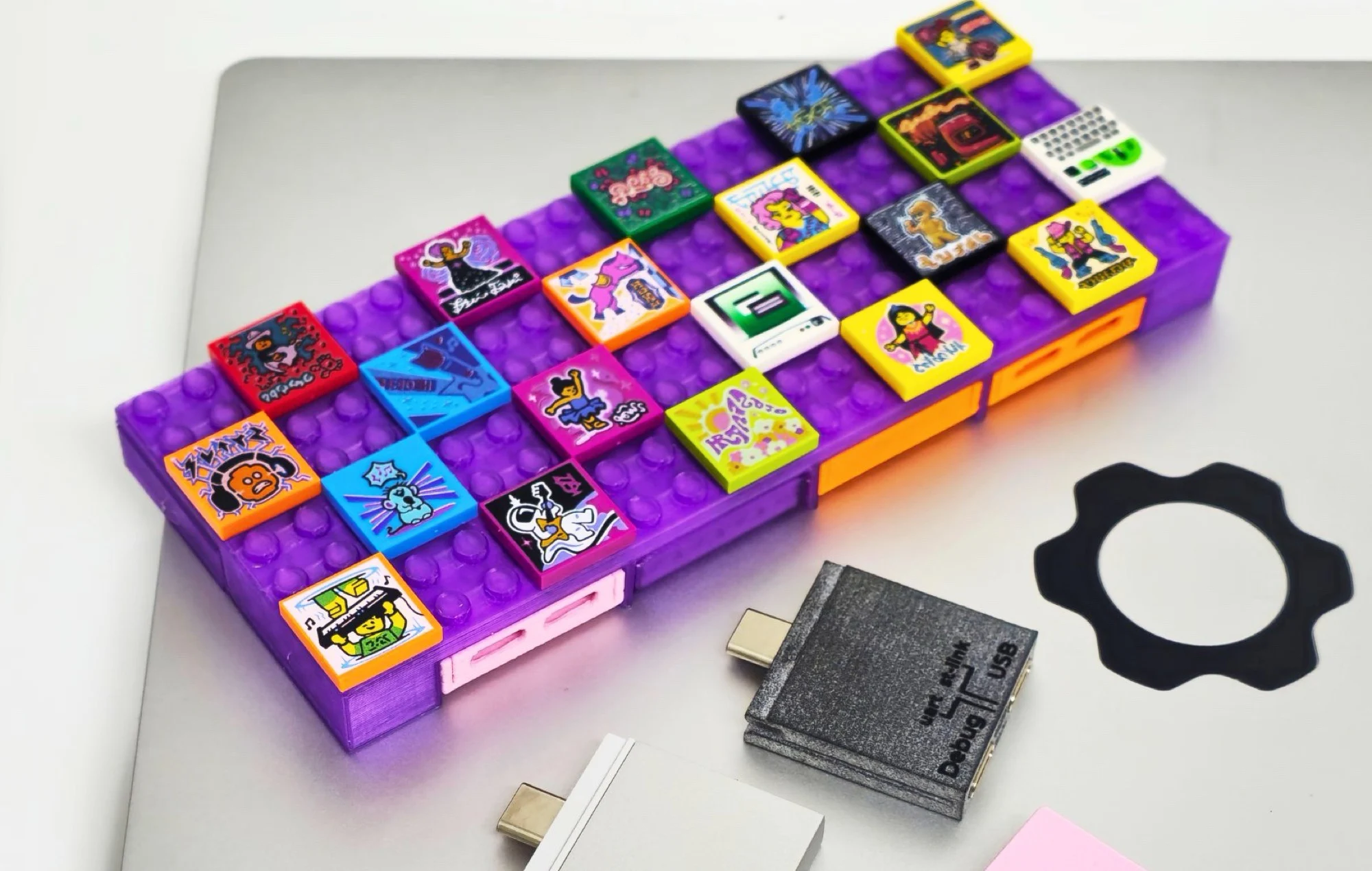DockFrame: The Ultimate Modular USB-C Hub with Framework Support