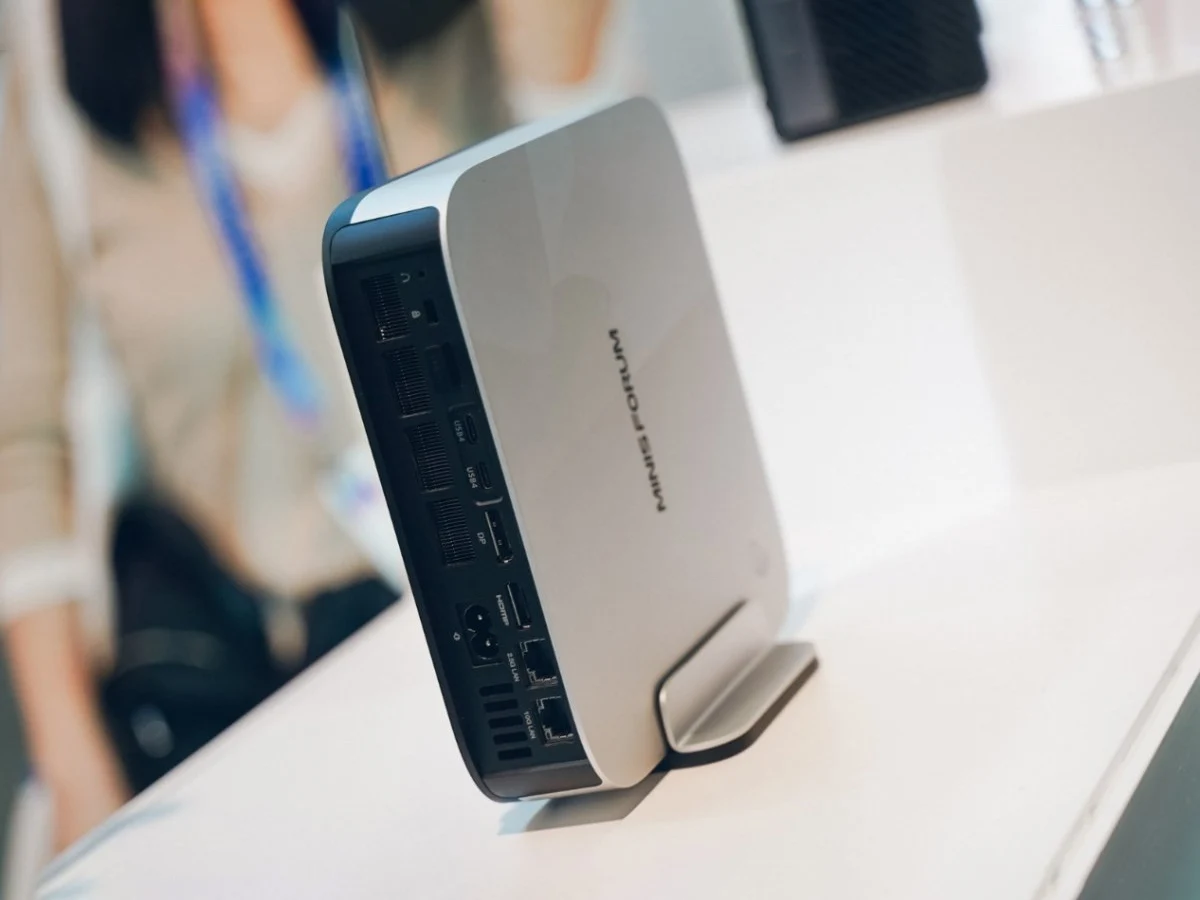 Minisforum EliteMini M2 Pro: New Panther Lake Mini PC with Arc B390