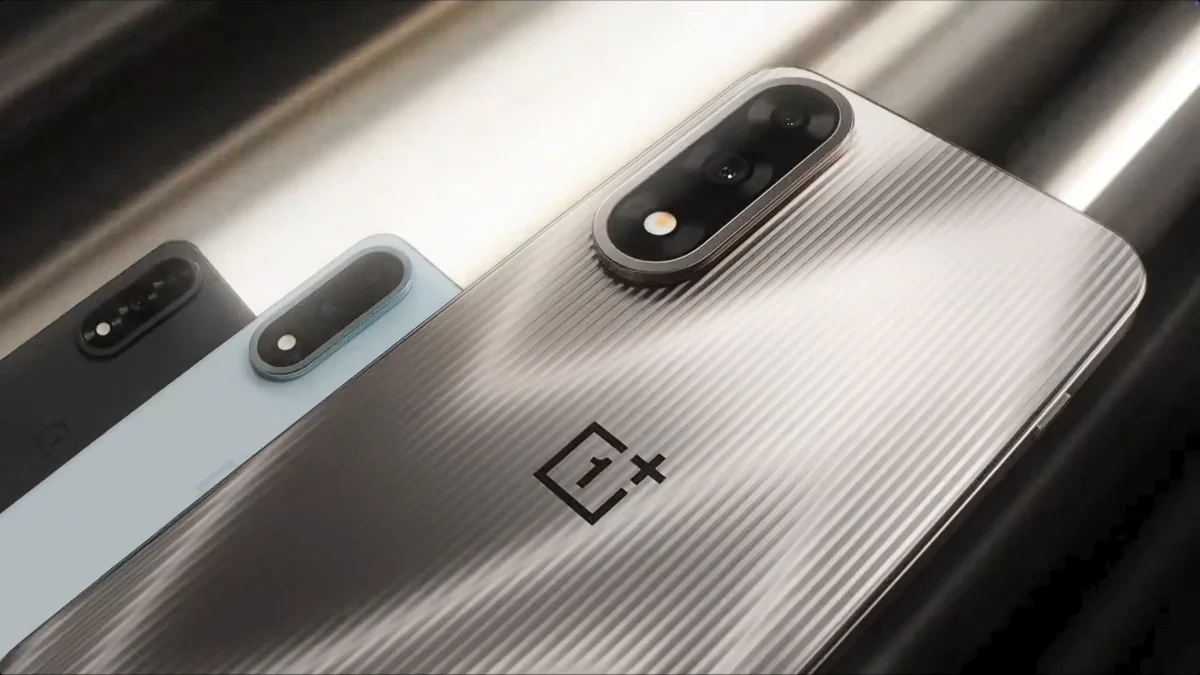 OnePlus 15T Ready for Launch as Ace 6 Ultra Surfaces