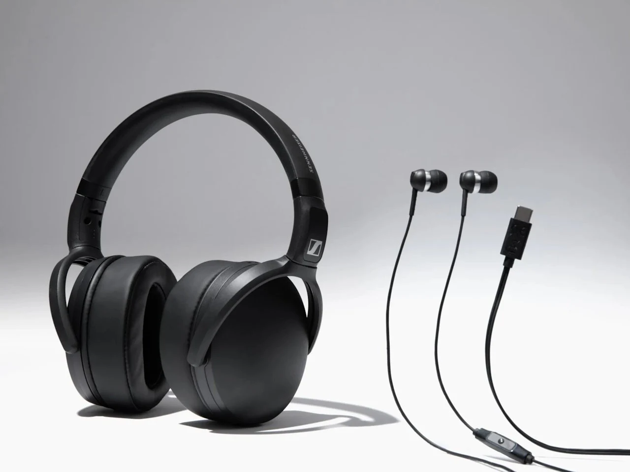 Sennheiser CX 80U & HD 400U Headphones with USB-C Support