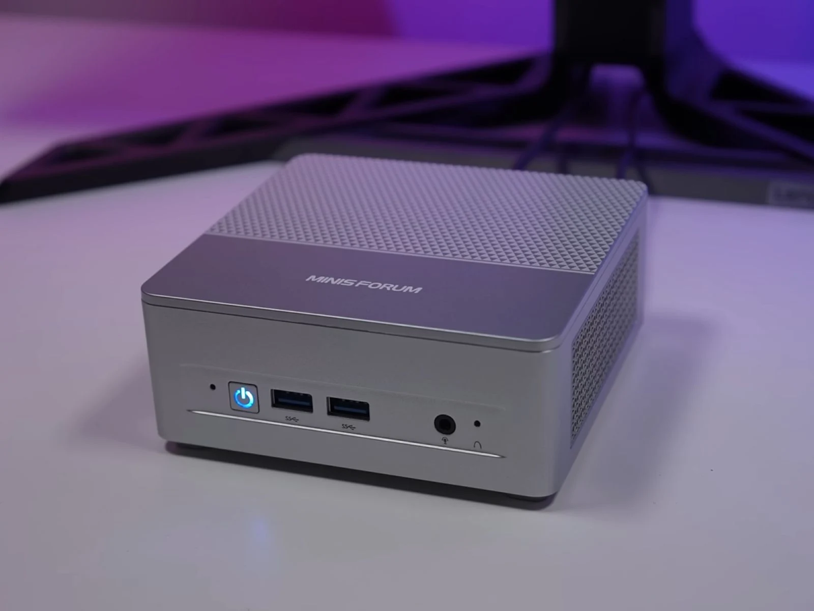 Compact PC with 65W Ryzen Processor Outperforms RTX 2050