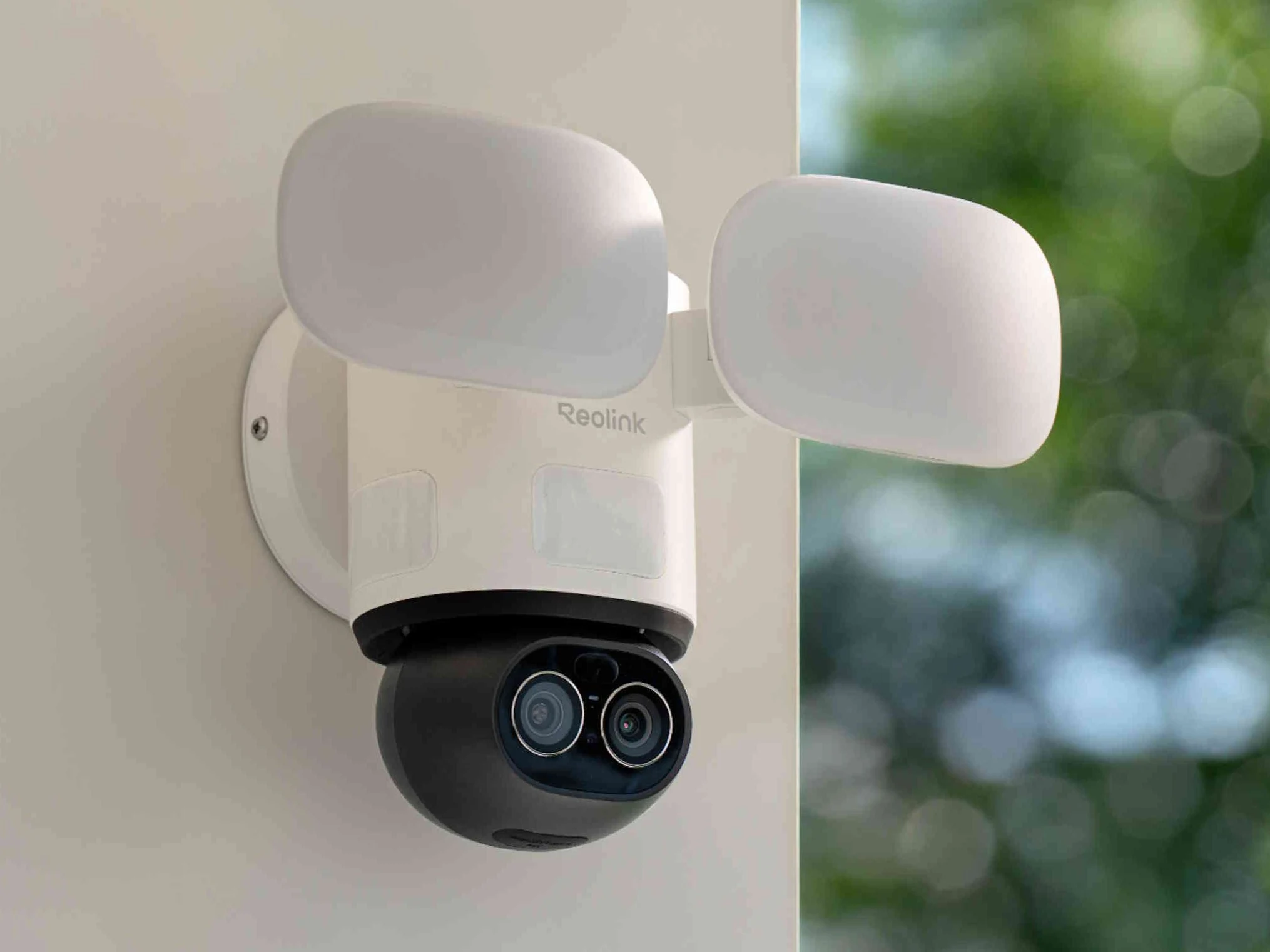 Reolink Unveils Discounted Surveillance Camera with Dual Cameras and Local AI