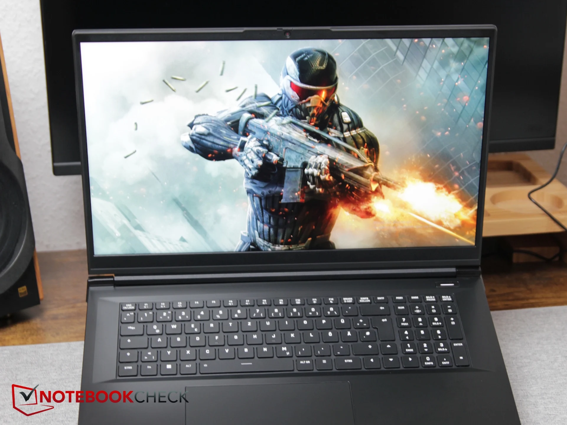 XMG Apex 17 Review: Stunning QHD Display with Accurate Colors