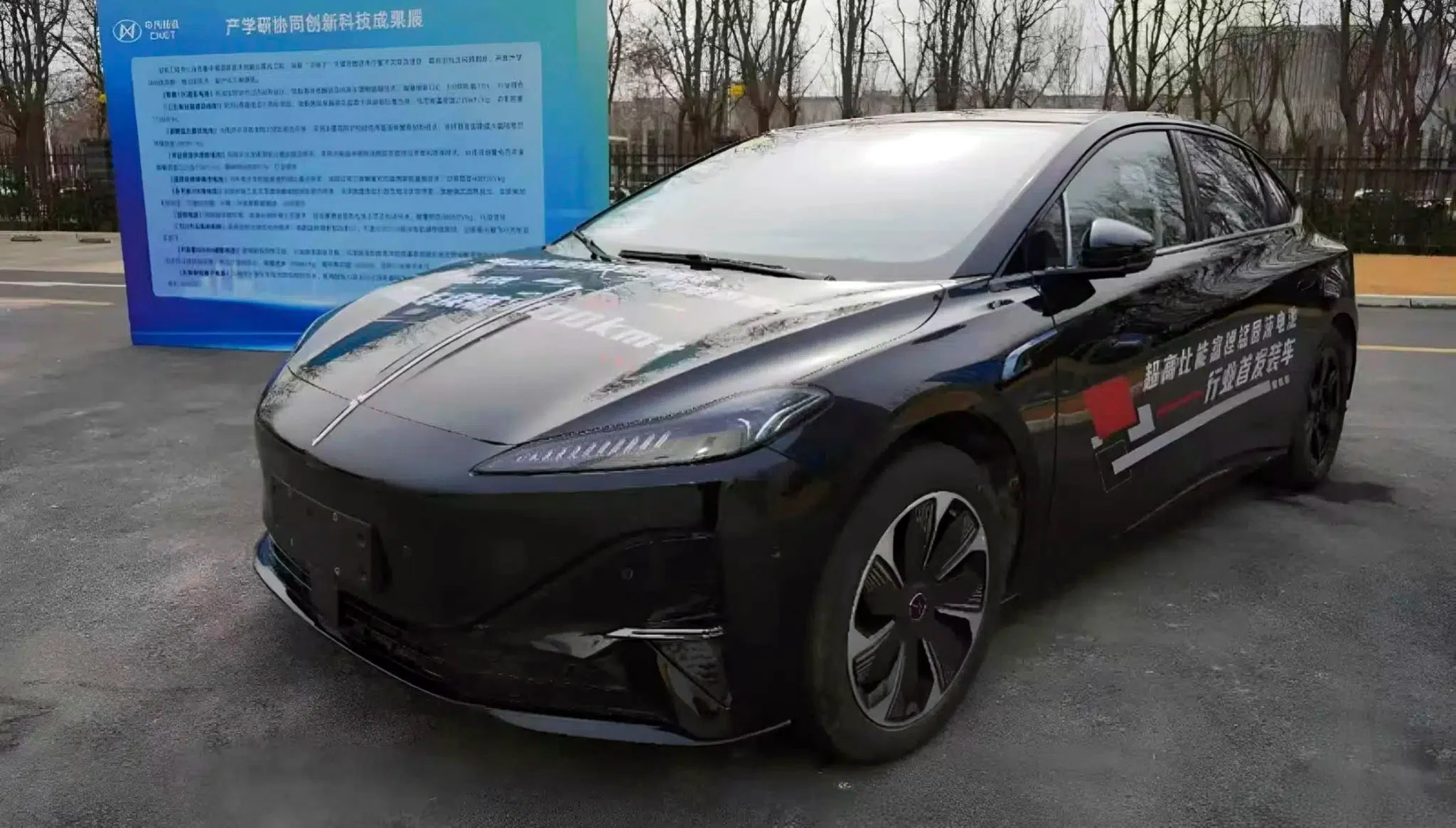 Hybrid Li-Mn Pack Achieves 500 Wh/kg Solid-State Battery for 500 Miles