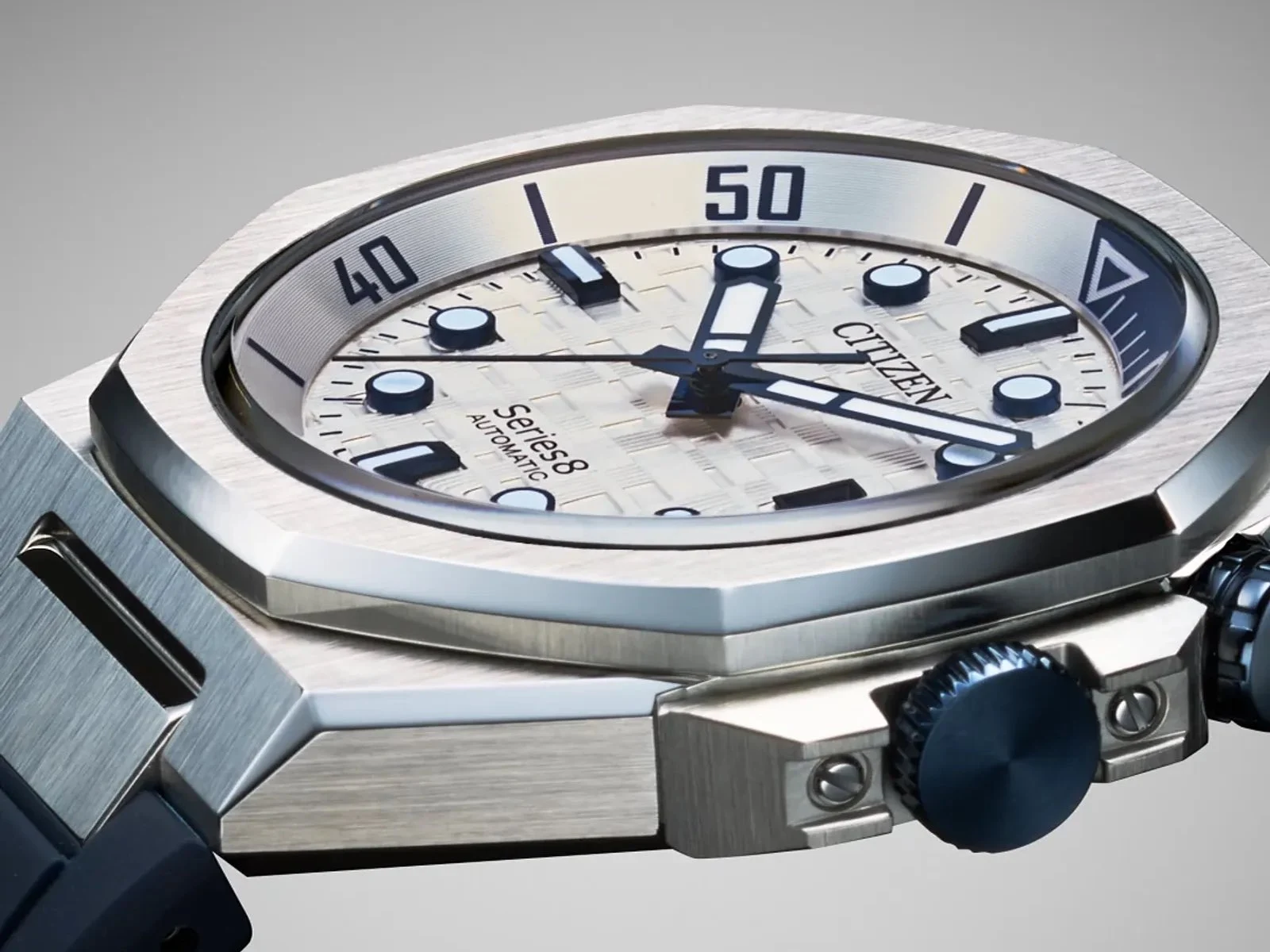Citizen Series 8 Mechanical Watch: 200m Water Resistance & Dive Bezel