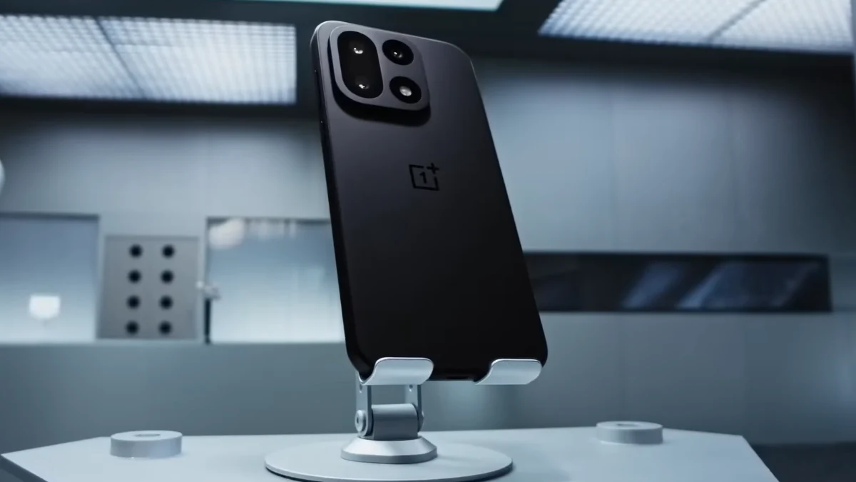 OnePlus 16 Leak Shows Telephoto Camera Upgrade Details
