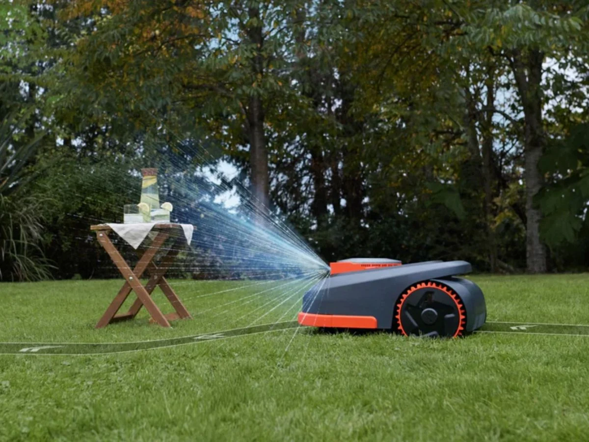 Segway Launches Navimow Robot Mower with Triple Fusion Navigation