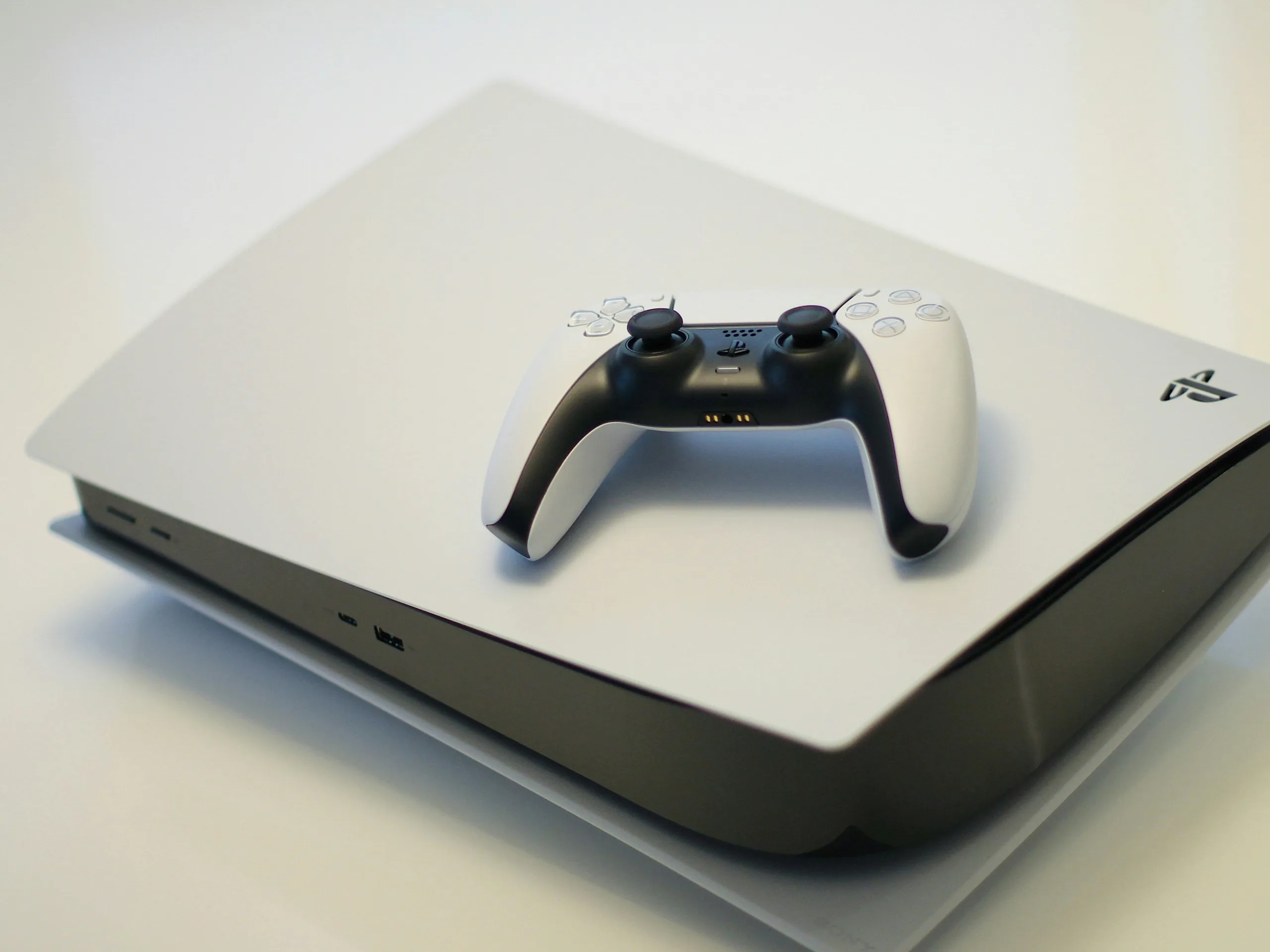 Sony PS6 May Not Use Full RDNA 5 to Keep Costs Low