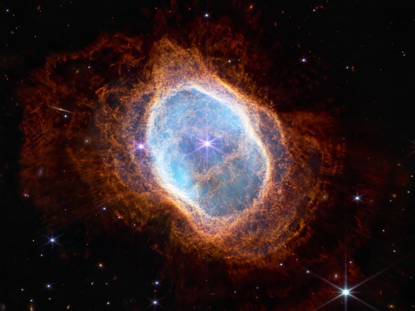 Hubble Space Telescope Captures Clear Image of Egg Nebula