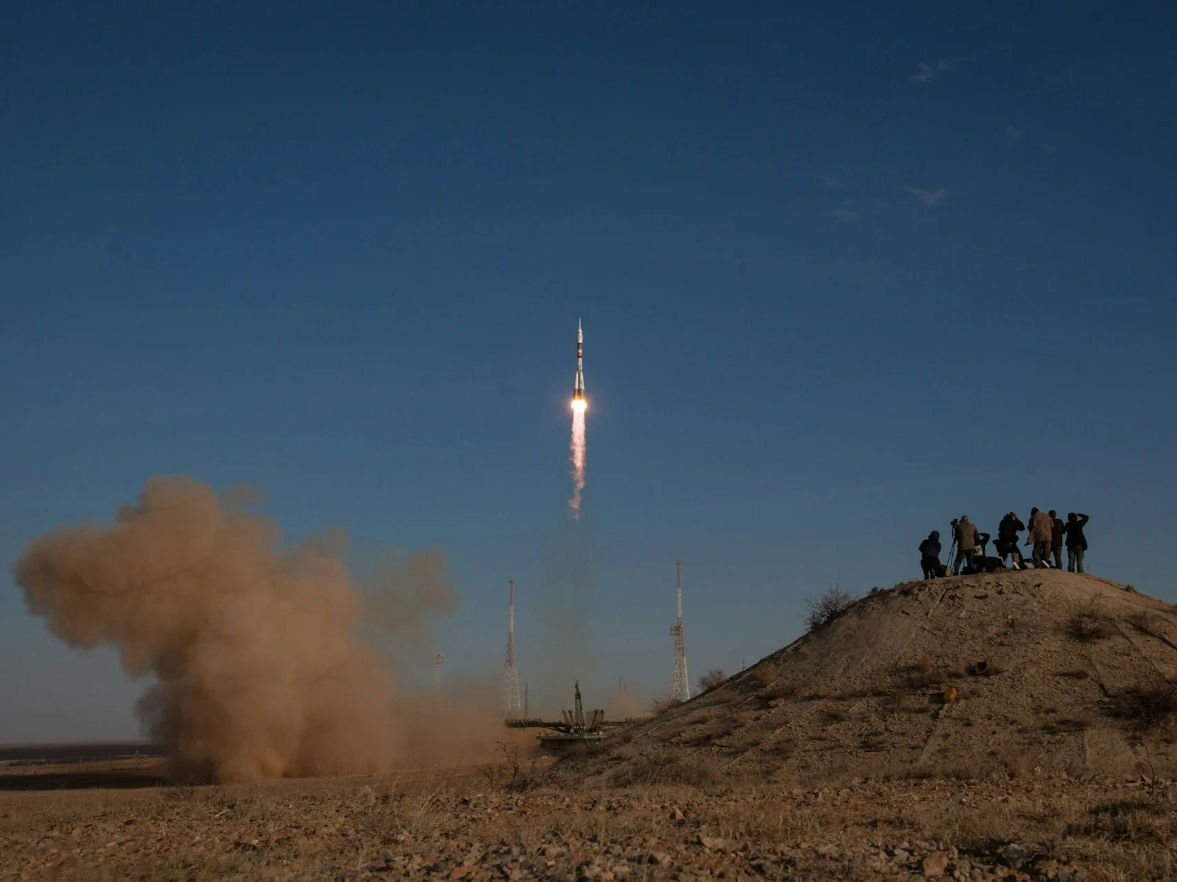 China’s Shenlong Spacecraft Completes Fourth Secret Mission