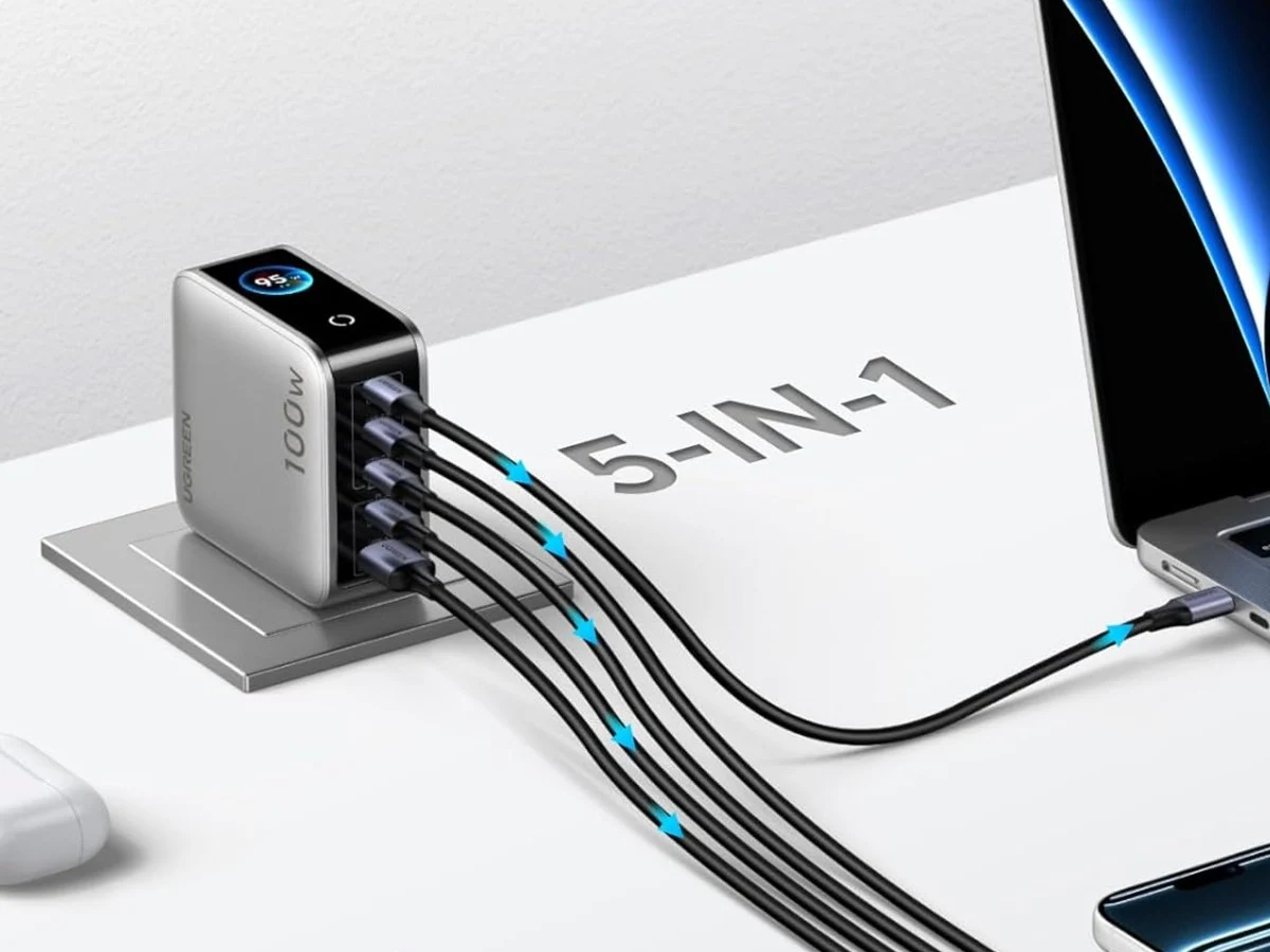 Ugreen Unveils 100W GaN Charger with 5 Ports and Smart Display