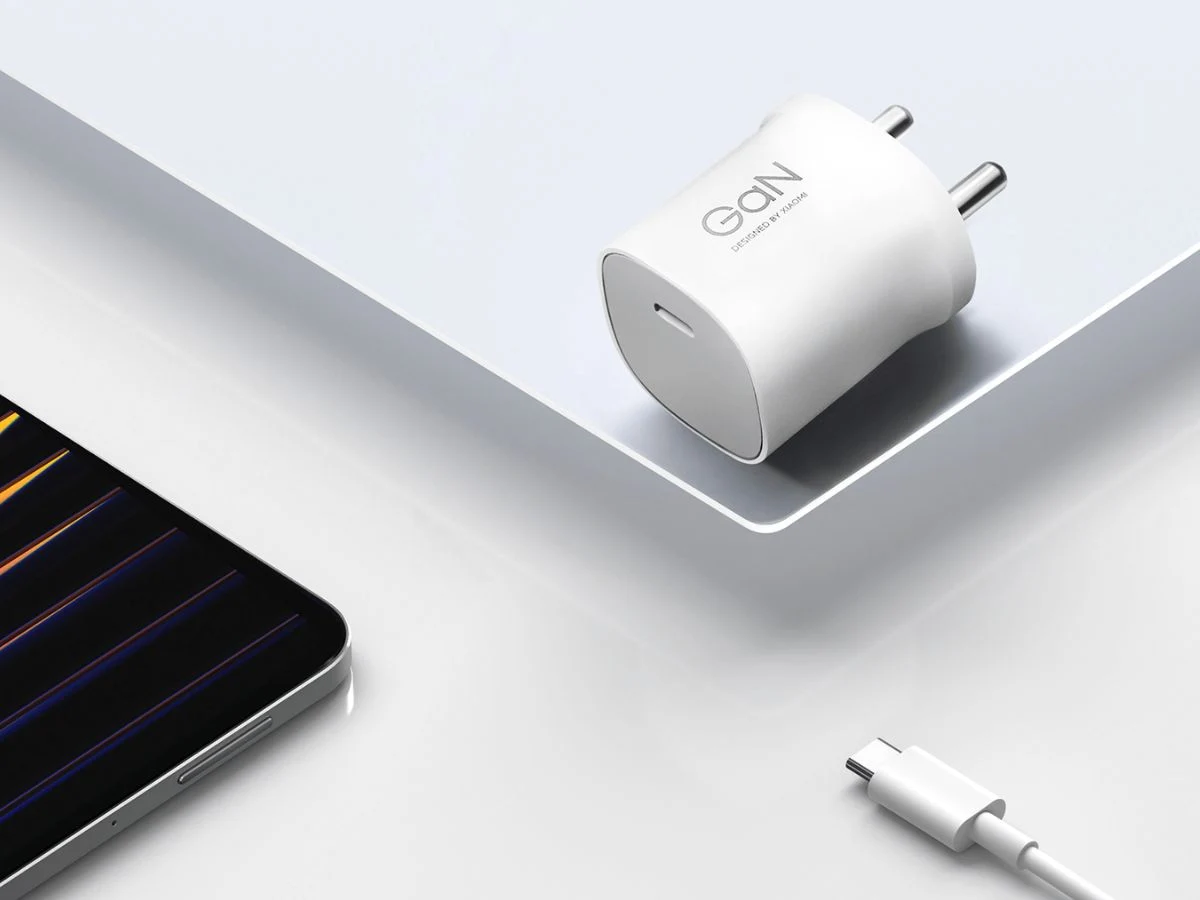 Xiaomi Launches Compact Fast Charger with Multi-Protocol Support