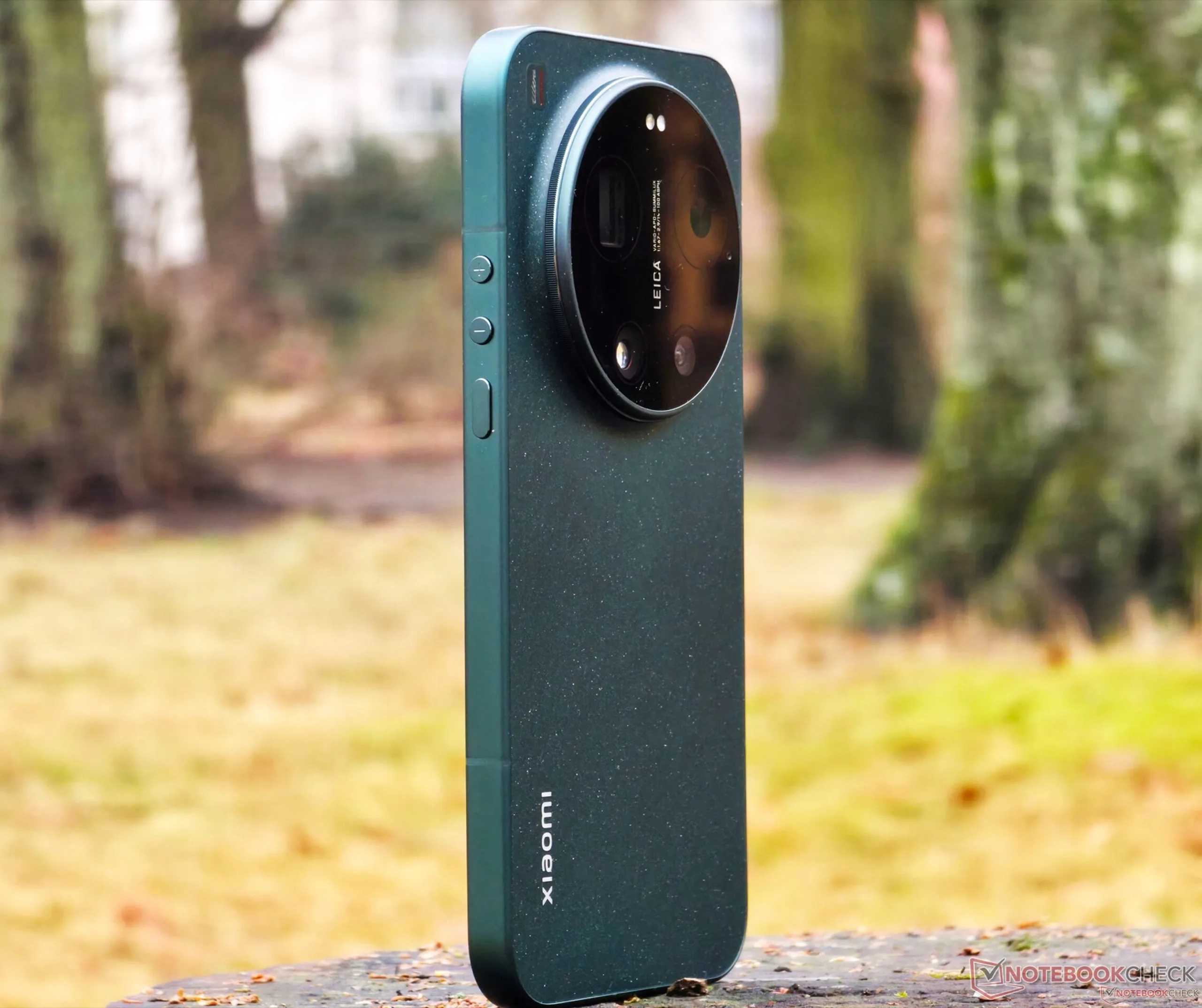 Xiaomi 17 Ultra vs Apple iPhone 17 Pro: Camera Test Results