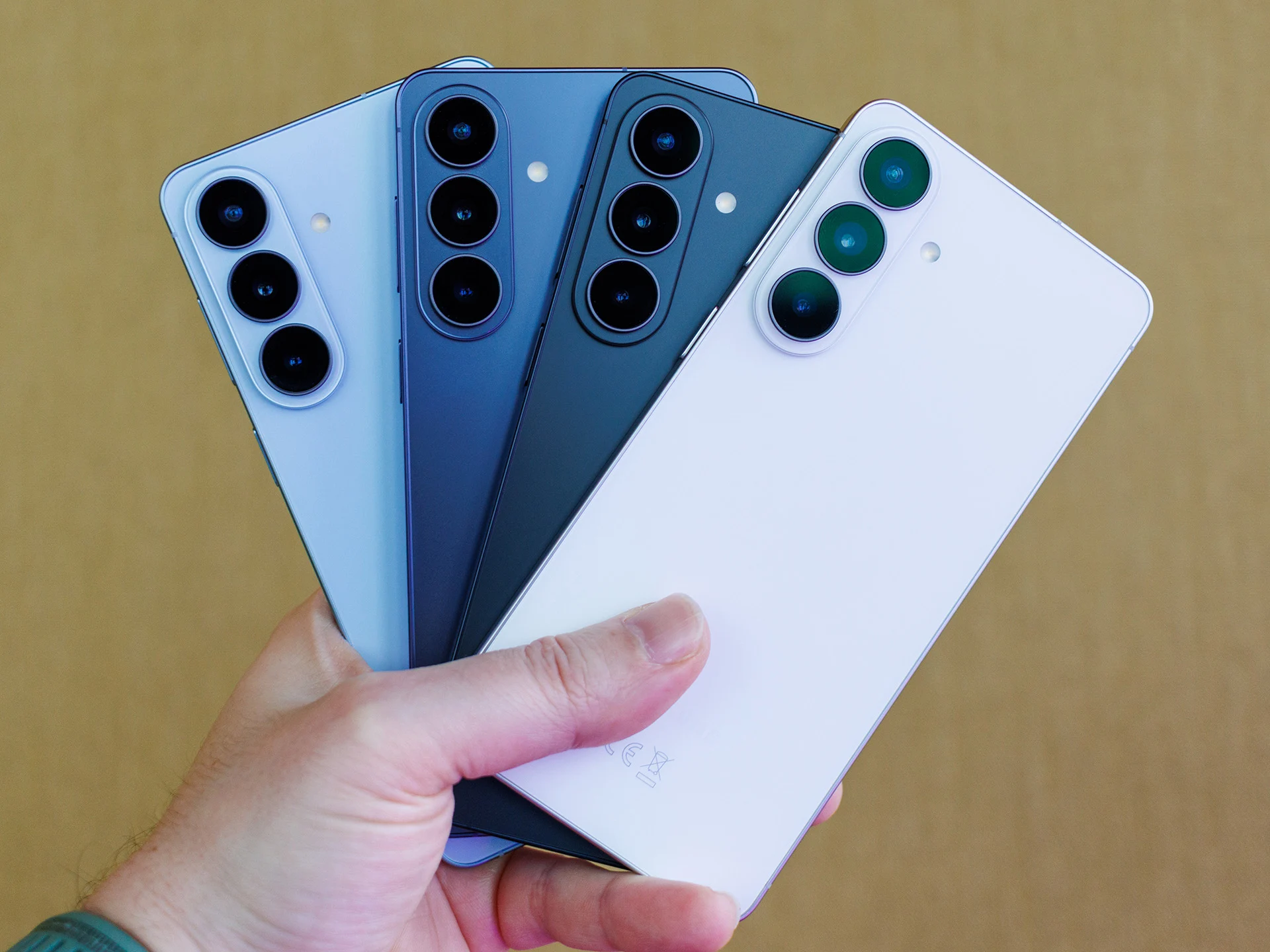 Samsung Galaxy S26+ Debuts with Exynos 2600 and One UI 8