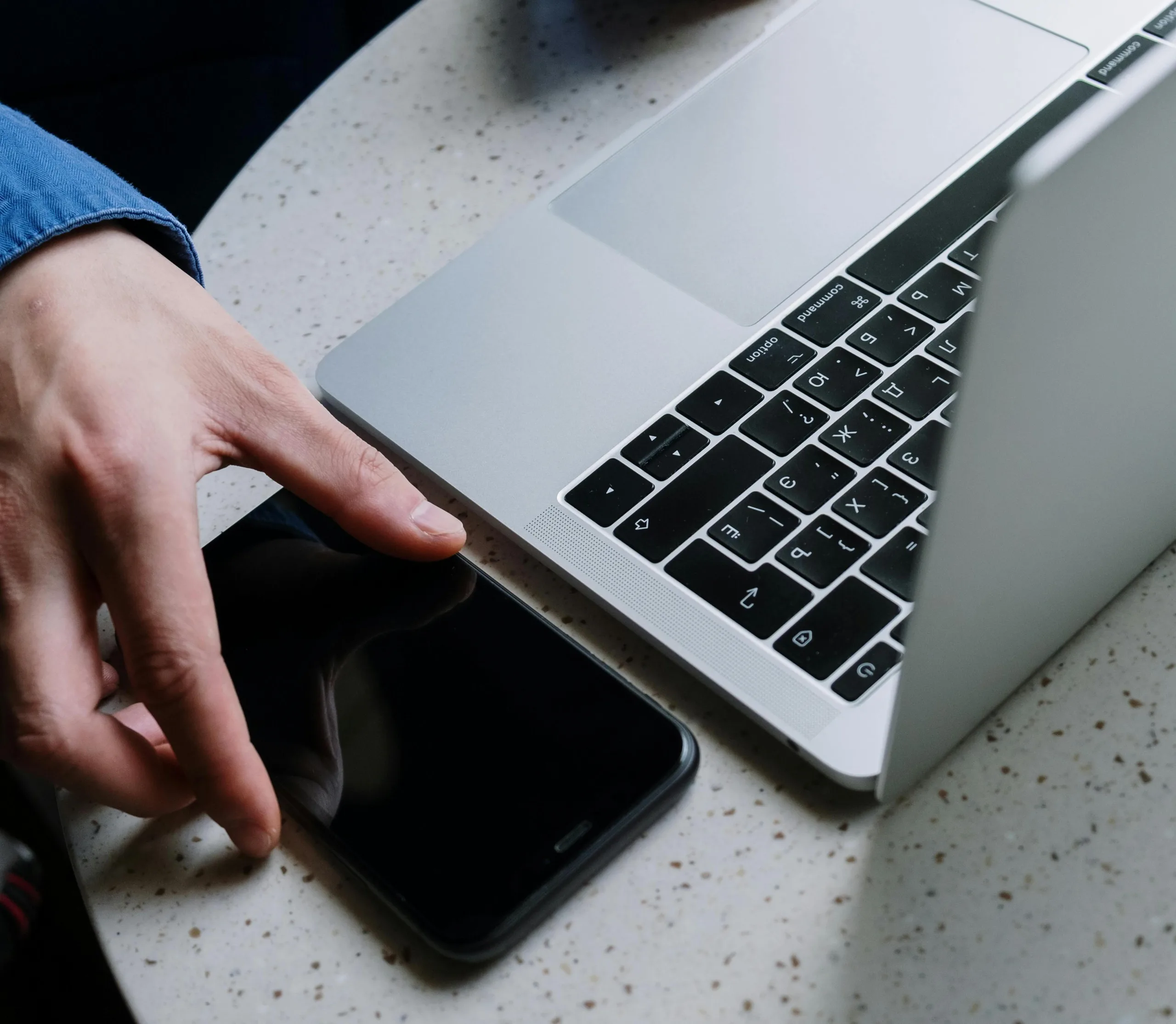 Lawmakers Push for Age Verification in Operating Systems for Apps