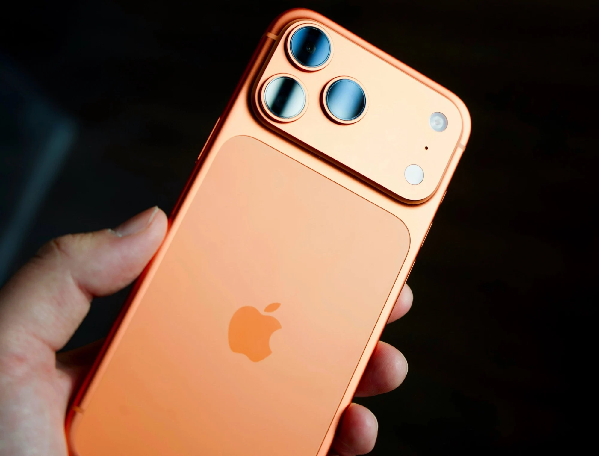 Apple iPhone 18 Pro Max Price Predictions Amid RAM Crisis