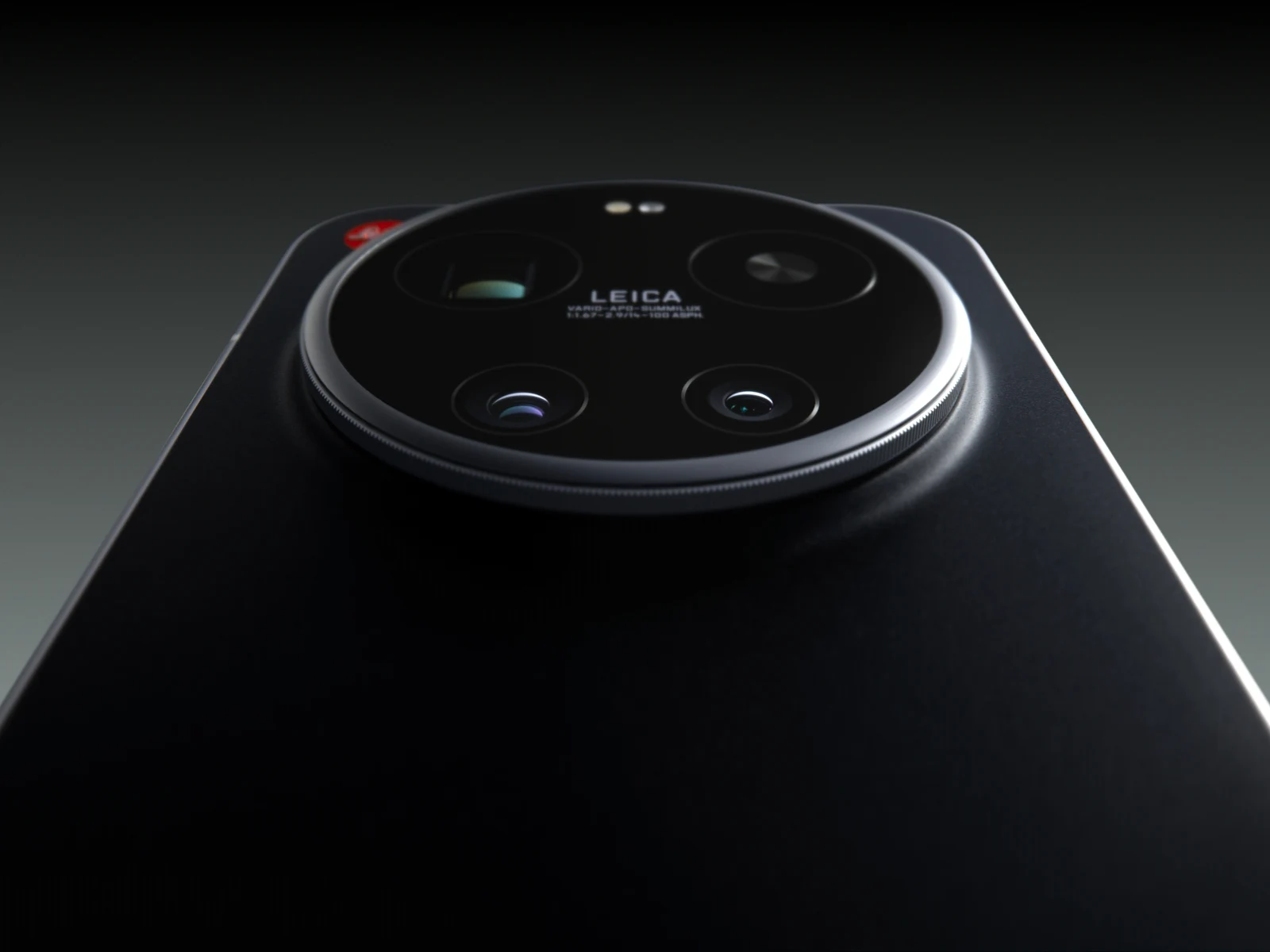 Xiaomi Unveils Ultra-Premium Smartphone with Unique Design