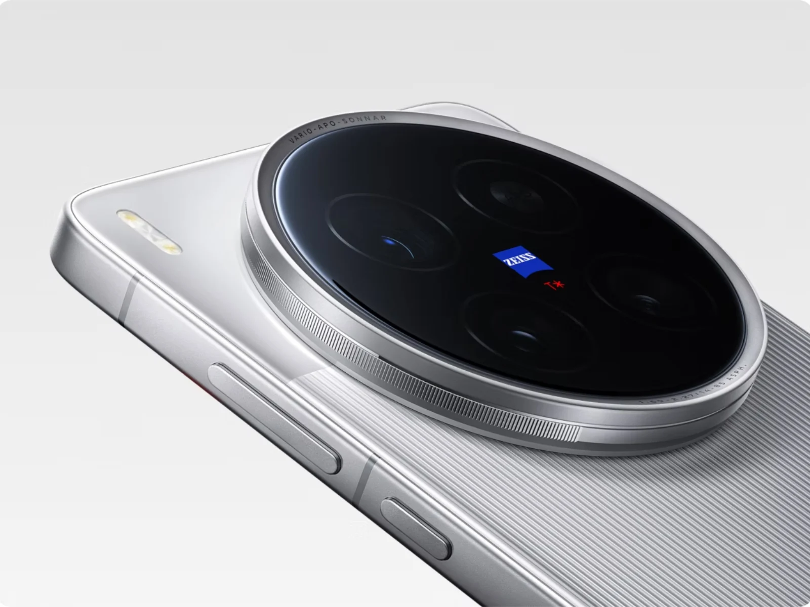 Vivo X300 Ultra Smartphone Launching with Satellite Connectivity