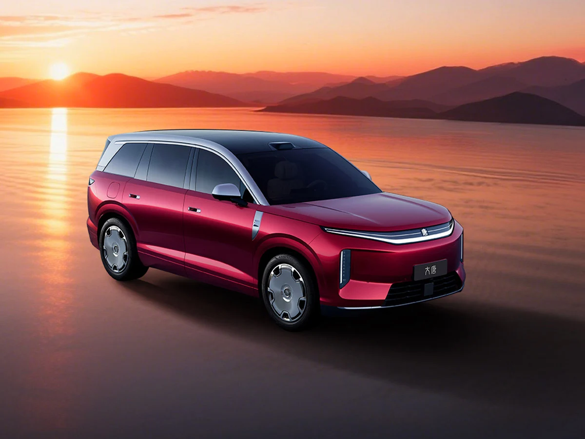 BYD Unveils Longest-Range EV and 3-Row SUV with Blade 2.0 Battery