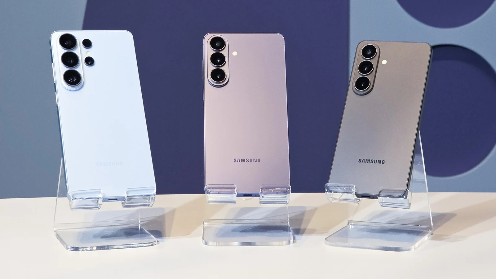 Samsung Galaxy S26 Series Introduces AirDrop Support for Quick Share