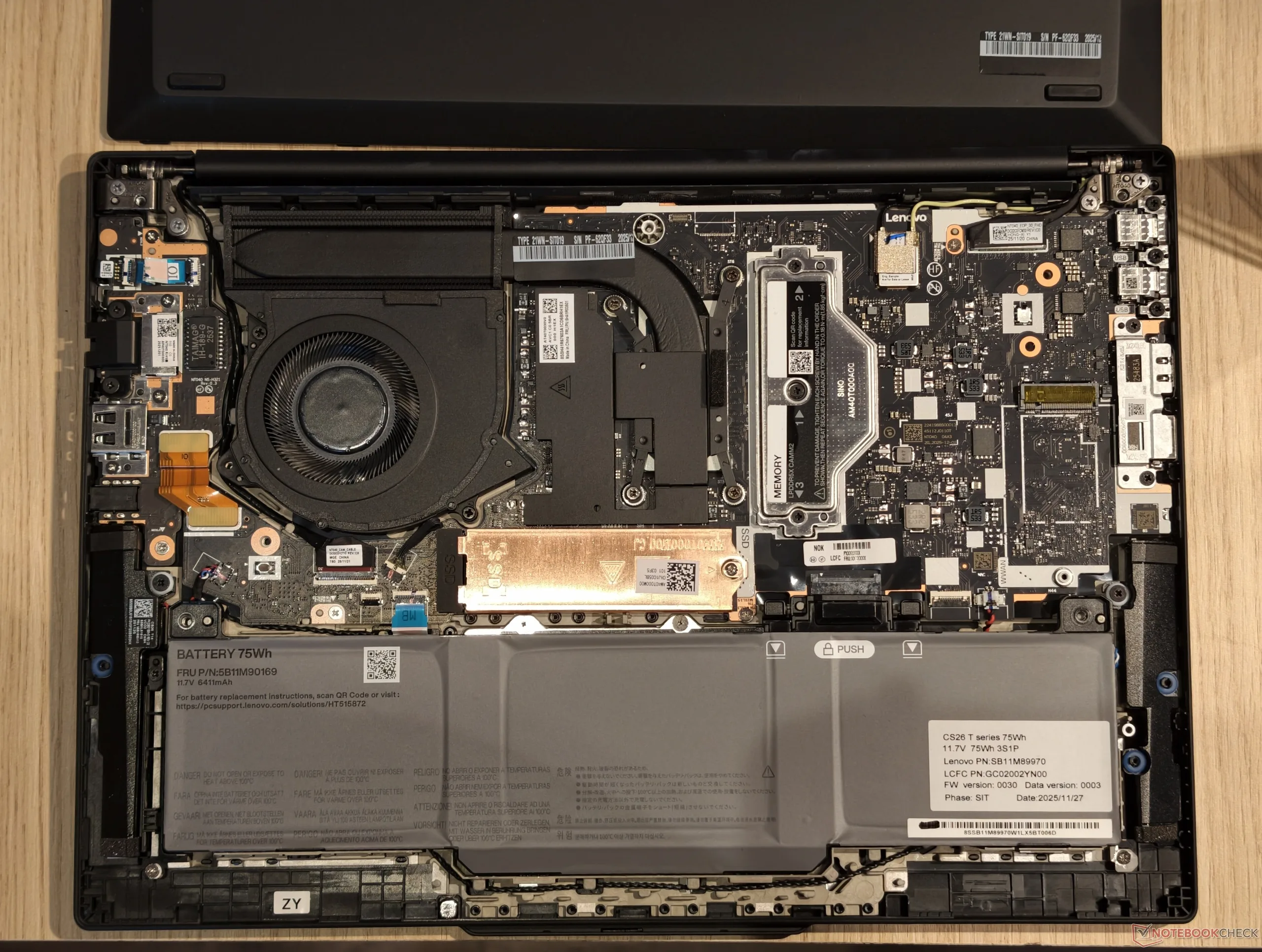 Lenovo ThinkPad T14 G7 & T16 G5: Intel Core Ultra X7 Laptops