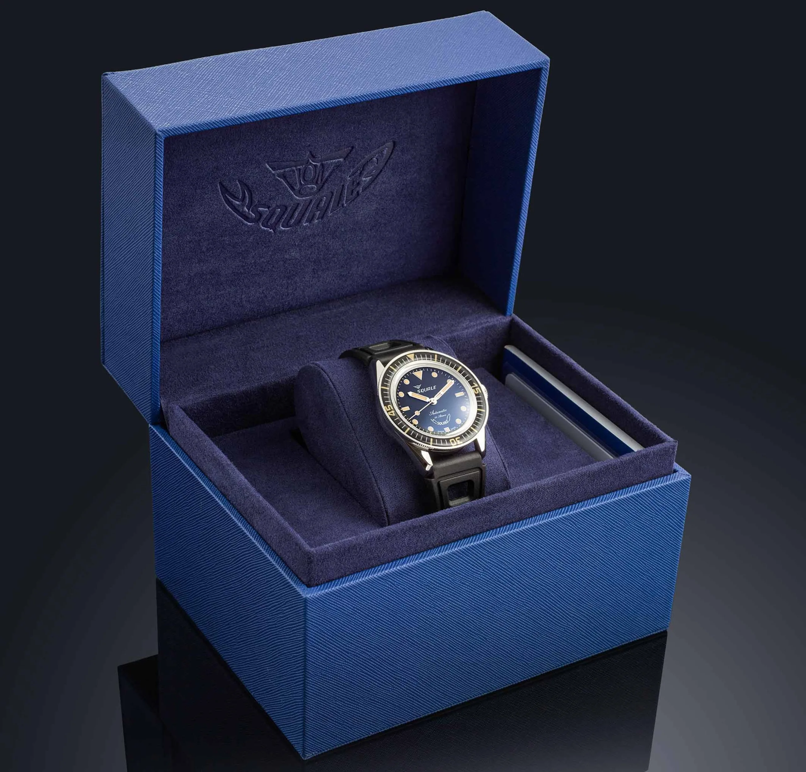 Squale Sub-37 Legend Dive Watch: Swiss Movement & 30-Bar Water Resistance