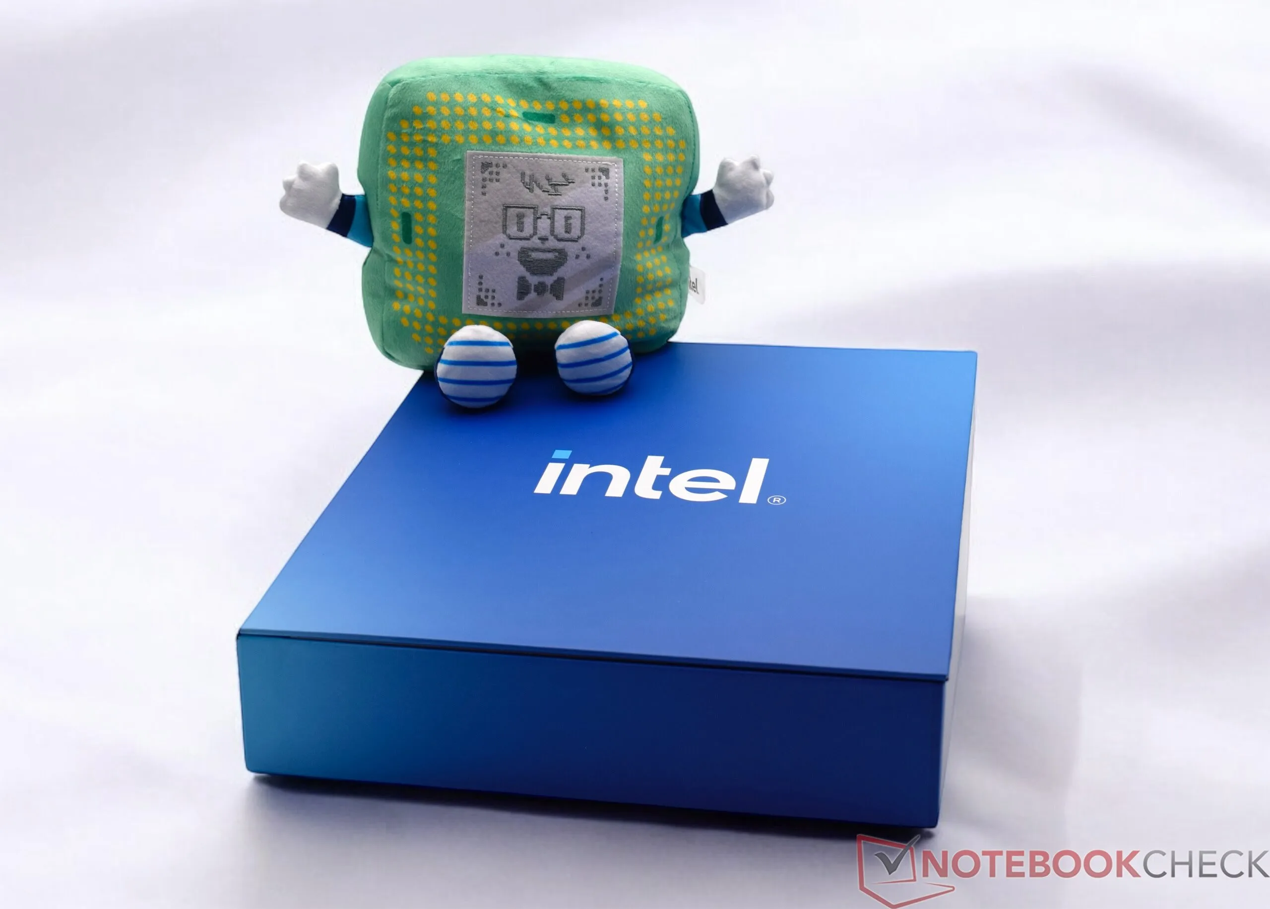 Intel Core 5 Ultra 250K Plus Beats AMD Ryzen 5 9600X in Benchmarks
